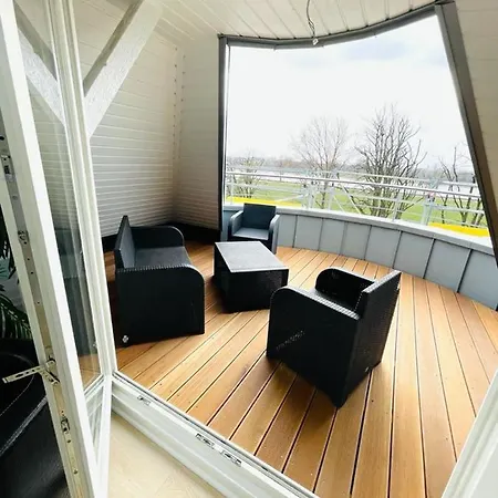 Luxury Rooftop Loft With River View 10min To City
