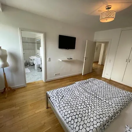 Luxury Rooftop Loft With River View 10min To City Apartmán