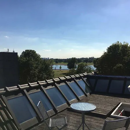 Luxury Rooftop Loft With River View 10min To City * Dusseldorf