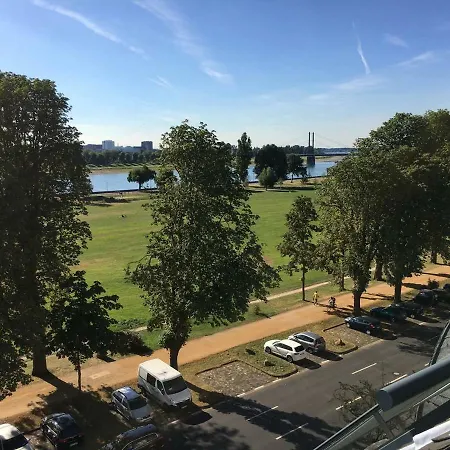 Apartment Luxury Rooftop Loft With River View 10min To City *